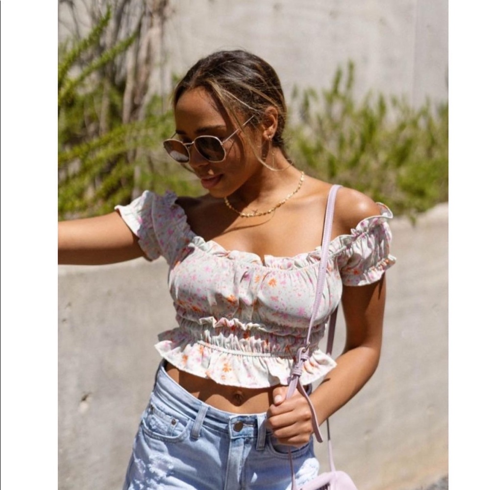 mint green floral crop top!